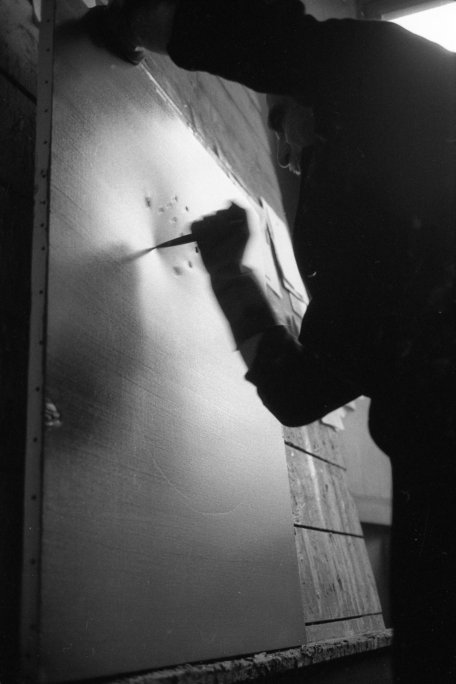 Lucio Fontana, Il Sole, Milano (2)